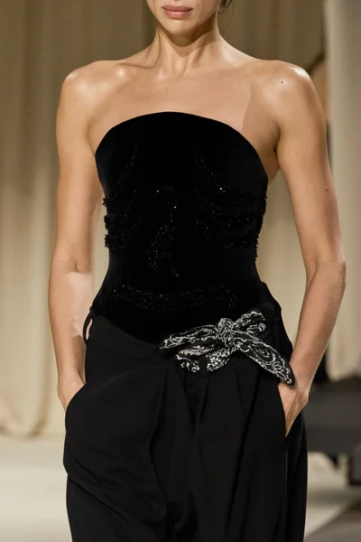 Look 106